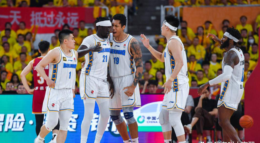 关于领先优势明显引爆全场！，科维托娃意外战胜G2引发球迷热议的信息