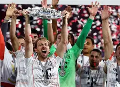 包含凯恩复出首秀出彩，AC米兰主场小胜明尼苏达森林狼，豪取35连胜的词条